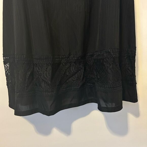 Torrid Georgette Embellished Mock Neck Tunic Tank Black 2X black whimsigoth goth - Picture 4 of 16